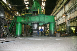 Hammer weighing the falling parts of 3.15 t