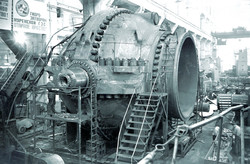 Assemblage of spherical valve with diameter 4.2 m weight, approximately, 600 t 
for Nurek HPP 1979
