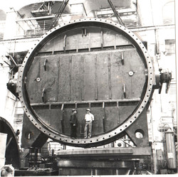Butterfly valve with diameter 7.6 m of Baipazin HPP (Tajikistan) 1983