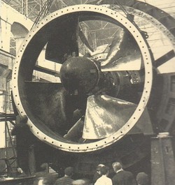 Assemblage of horizontal bulb hydro turbine for Klosterfoss HPP (Norway) 1969