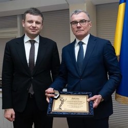 “Turboatom” was awarded a Diploma and a lapel badge of the All-Ukrainian Rating “Conscientious taxpayers – 2019” - 1