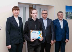 На «Укрэнергомашинах» состоялся конкурс «Молодой человек года» - 4